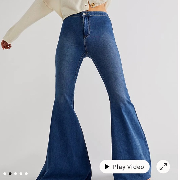 Free People Denim - Free People we the free just float on flare jeans in medium wash. So flattering!